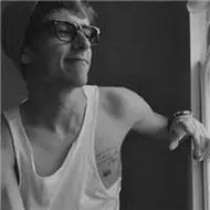 6686体育app铜牌作者Deborah