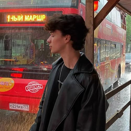 6686体育app铁牌作者Gareth