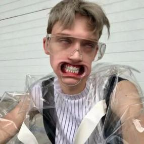 6686体育app海外作者Clive