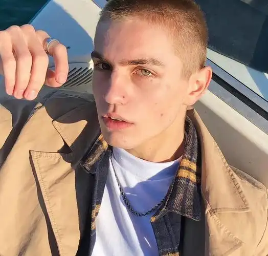 6686体育app铁牌作者那年盛夏