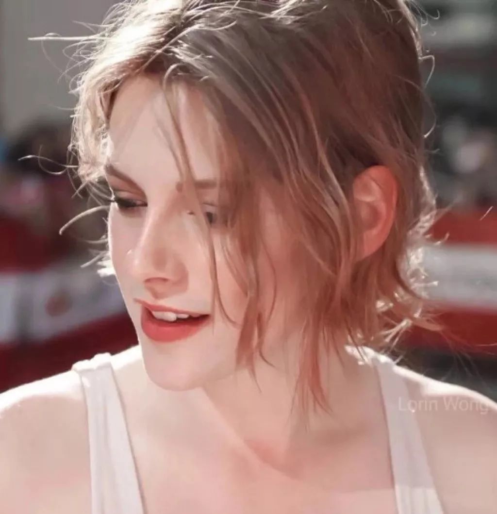 6686体育app首席作者Elodie