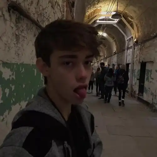 6686体育app钻石作者Isla