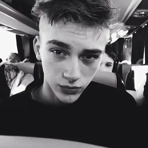 6686体育app官方作者Gordon