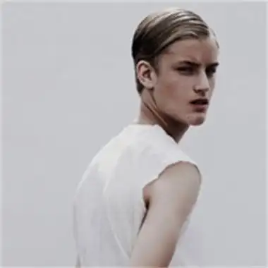 6686体育app官方作者Alfie